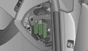 Audi A5 (2007-2012) – schema cutiei de siguranțe - 2