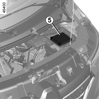 Siguranțe în compartiment motor - 3